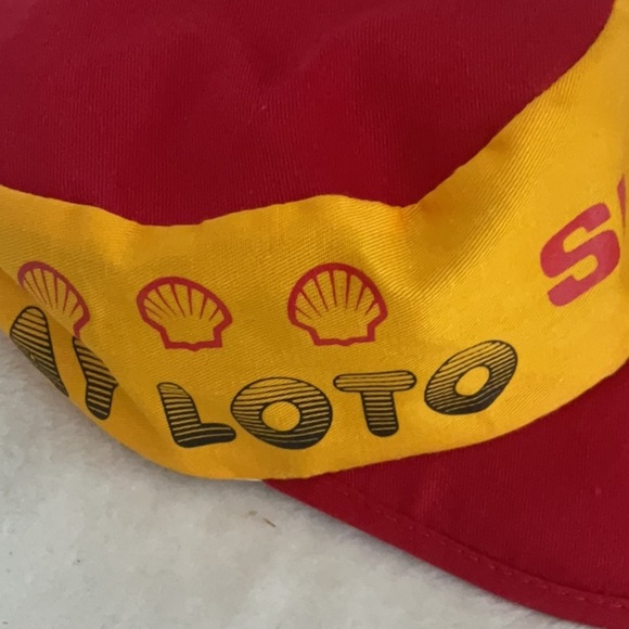 Shell Red and Yellow Cap - Picture 2 of 7